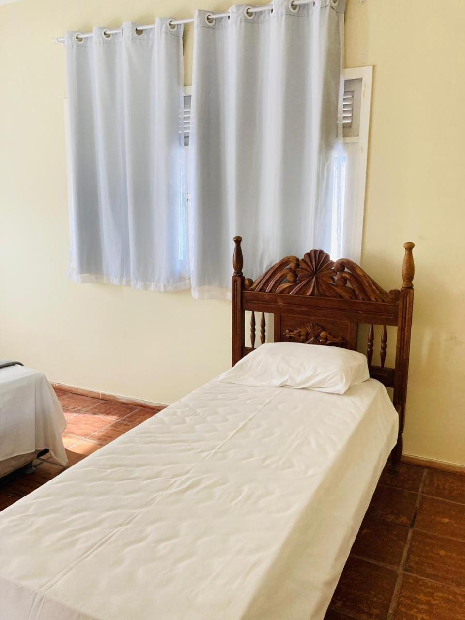Pousada Familia Guarapari Exterior photo